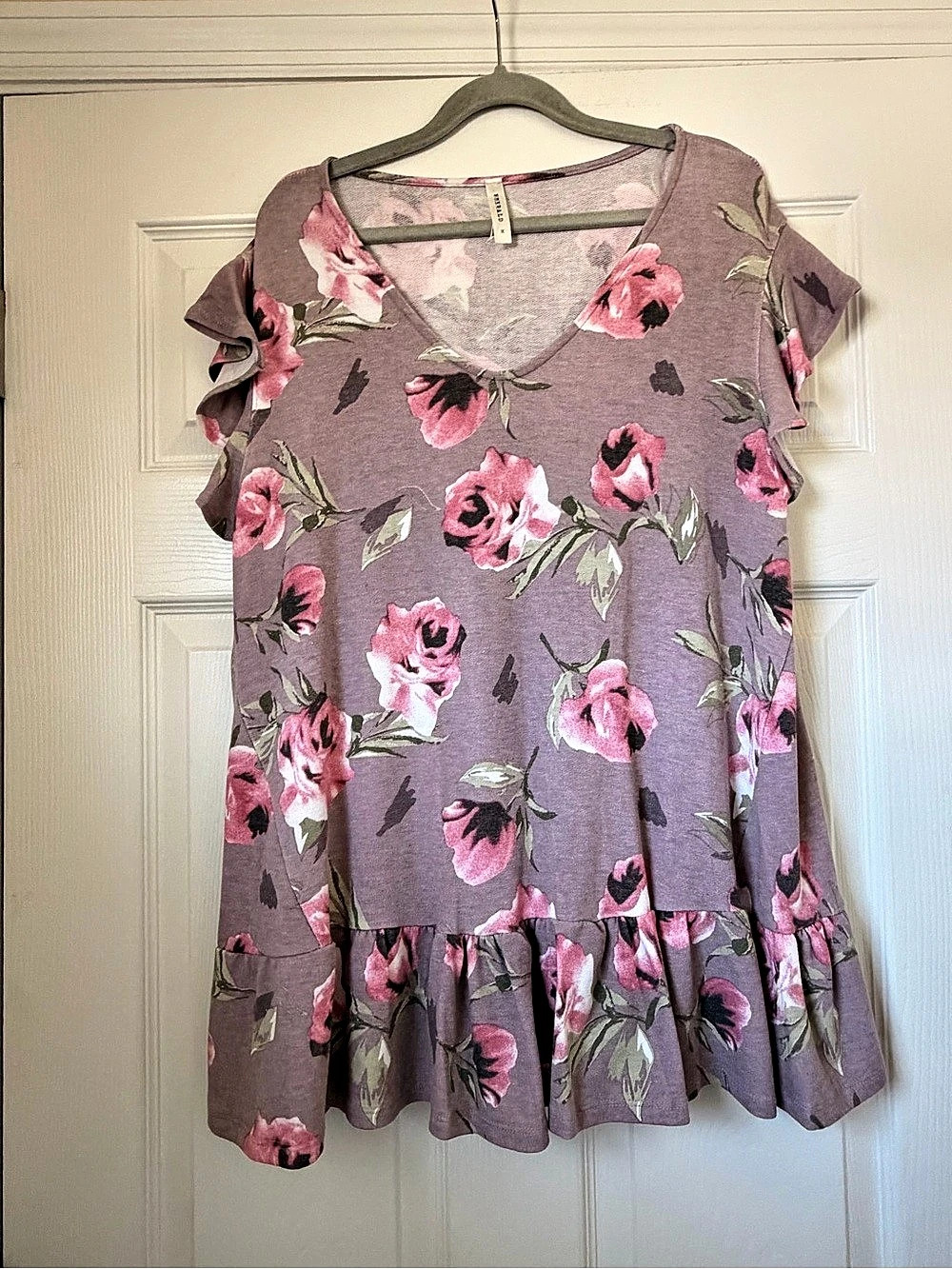 Emerald Floral Top in Purple & Pink Size Medium